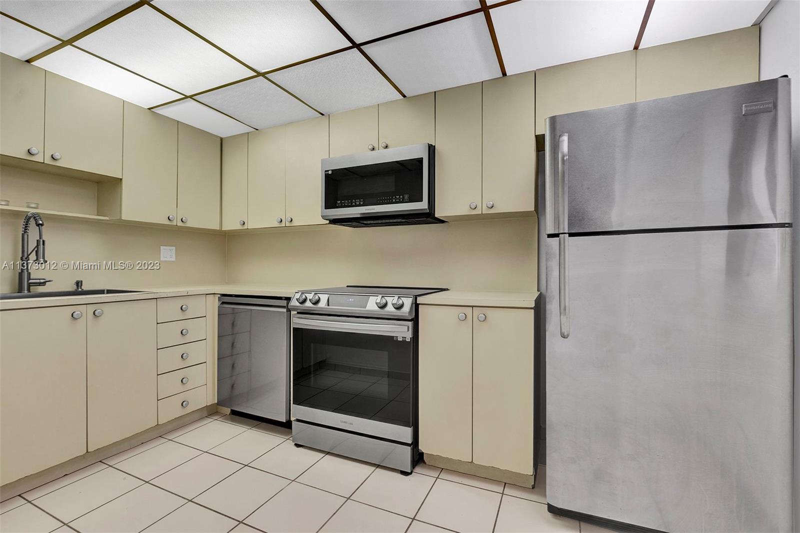 20 NW 87th Ave Unit: A223