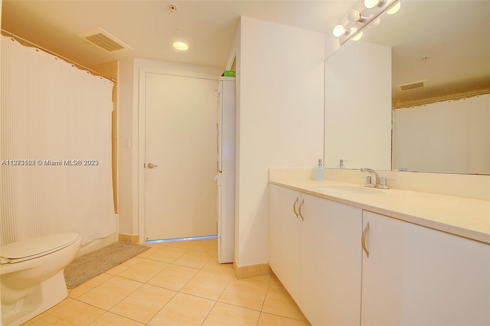 1750 N Bayshore Dr Unit: 2801