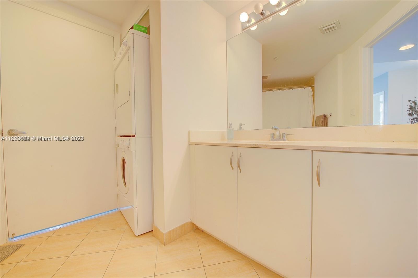 1750 N Bayshore Dr Unit: 2801