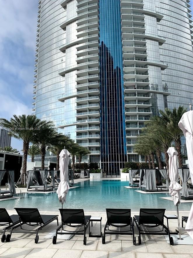 851 NE 1st Ave Unit: 3002