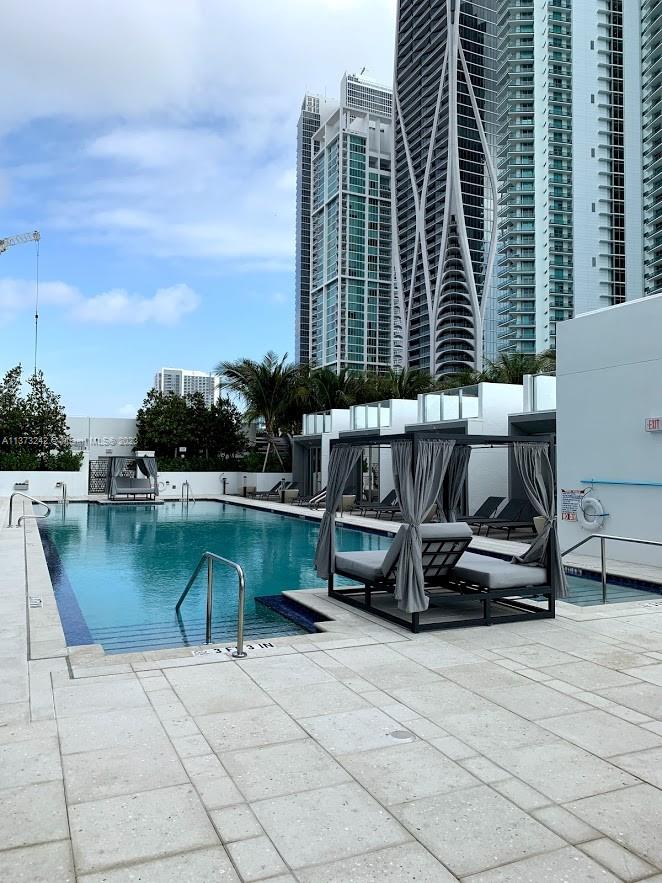 851 NE 1st Ave Unit: 3002