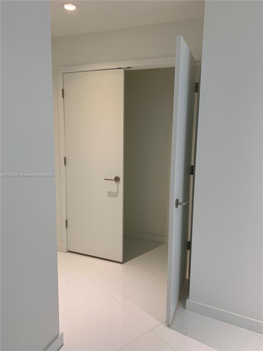 851 NE 1st Ave Unit: 3002