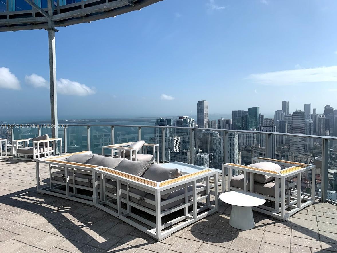 851 NE 1st Ave Unit: 3002