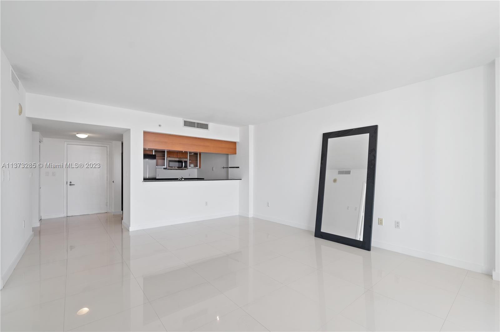 1800 N Bayshore Dr Unit: 3506