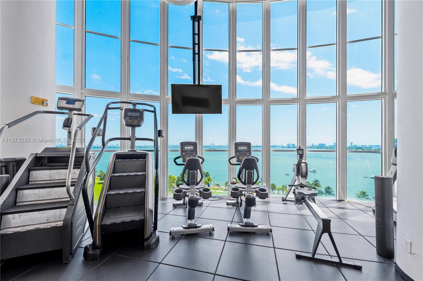 1800 N Bayshore Dr Unit: 3506