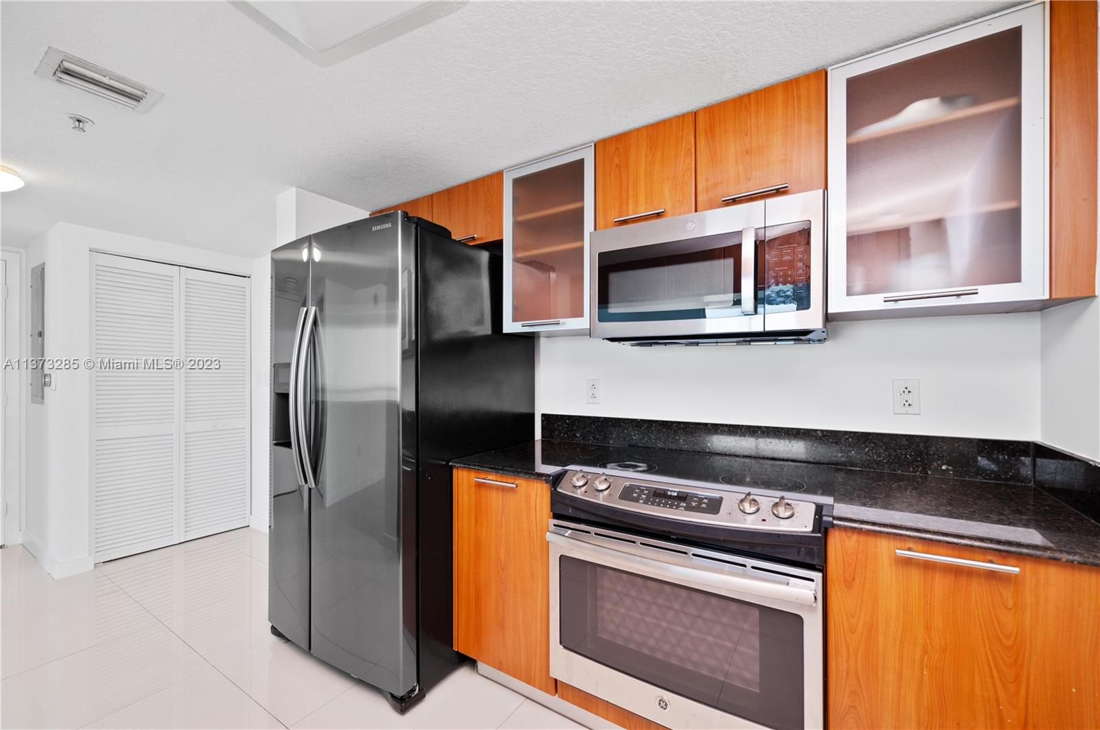 1800 N Bayshore Dr Unit: 3506