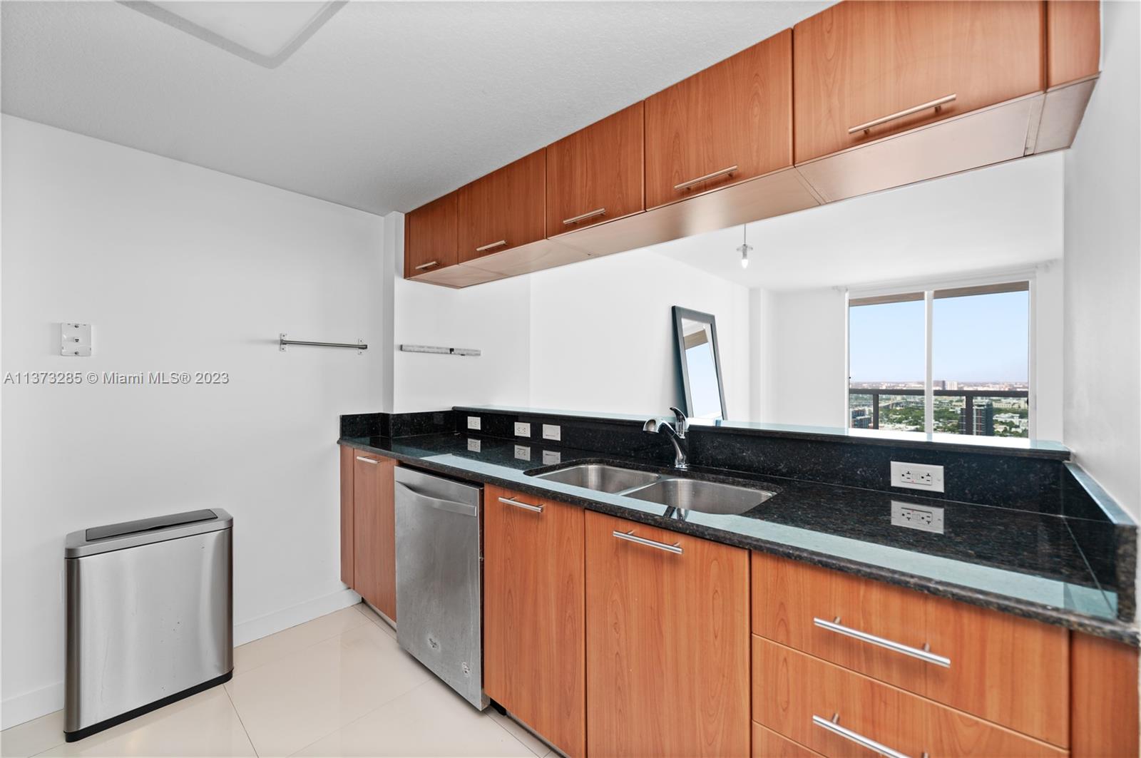 1800 N Bayshore Dr Unit: 3506