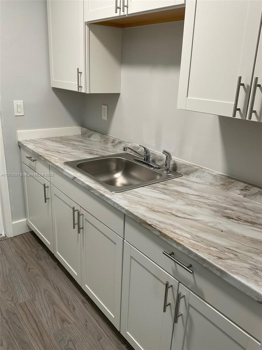 1026 Pennsylvania Ave Unit: 7