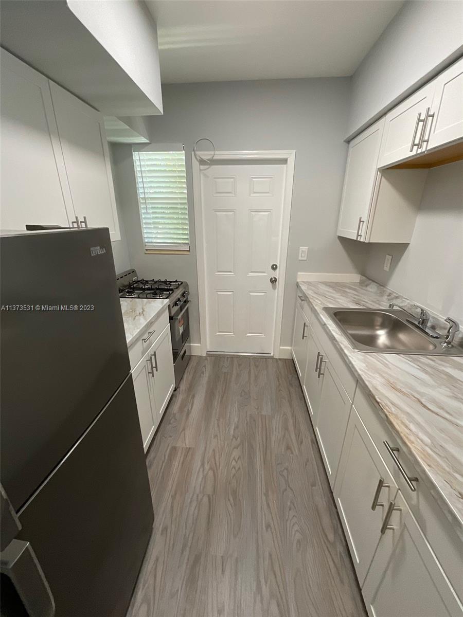 1026 Pennsylvania Ave Unit: 7