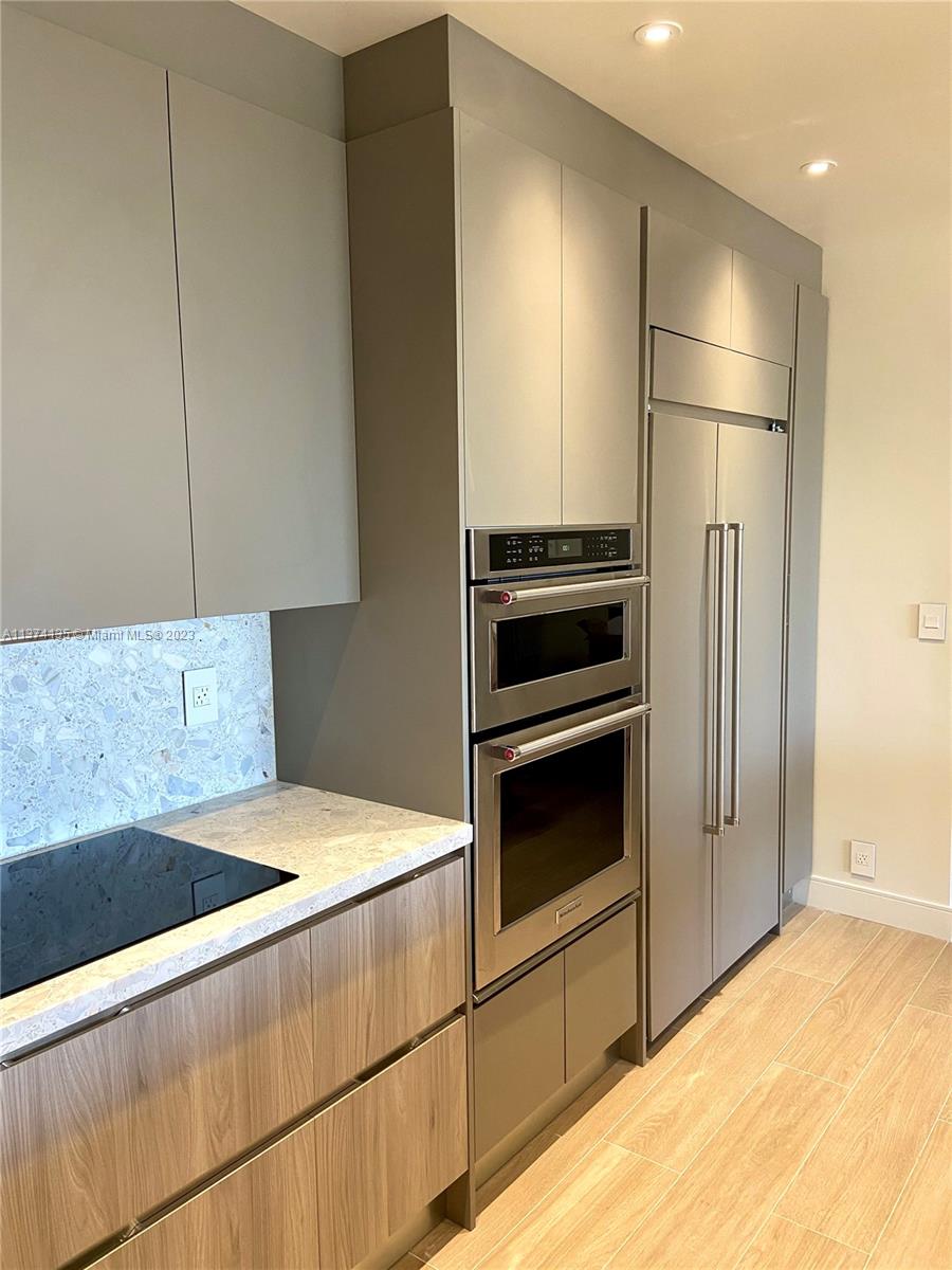 151 Crandon Blvd Unit: 333