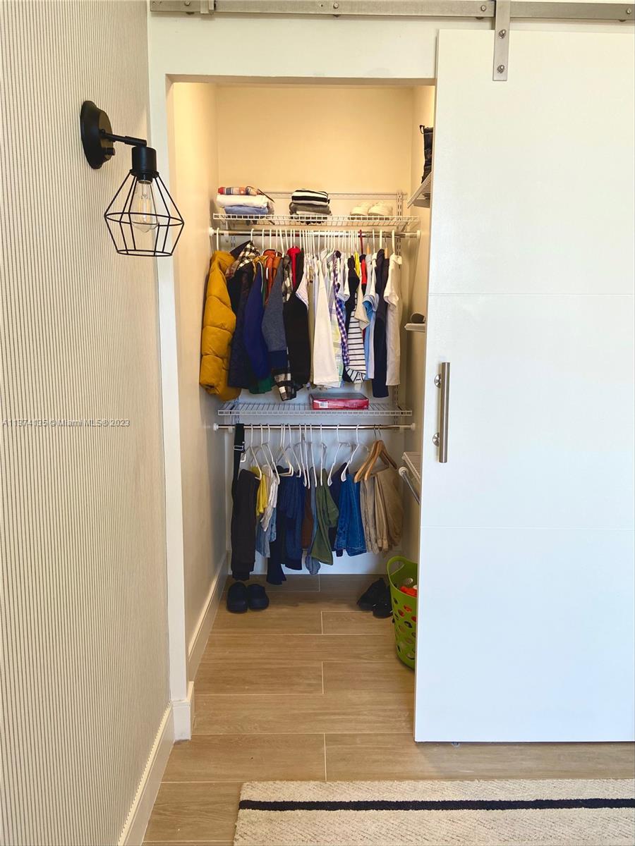 151 Crandon Blvd Unit: 333