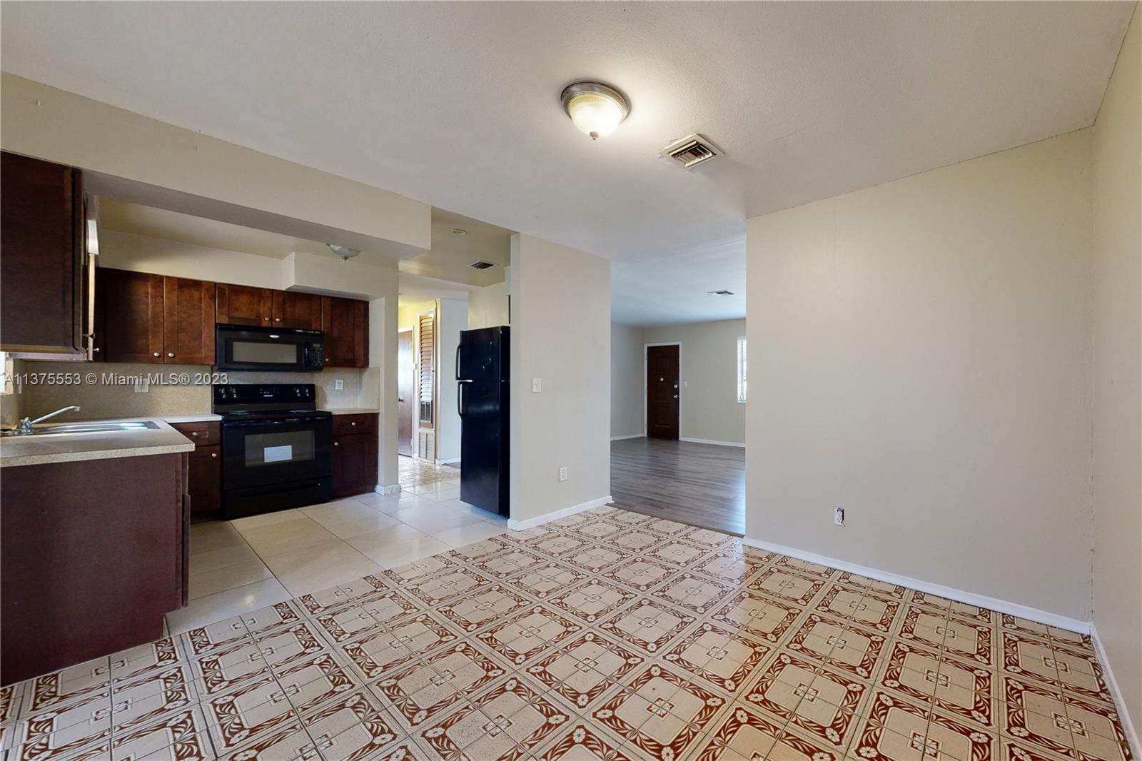 311 NW 206th Ter