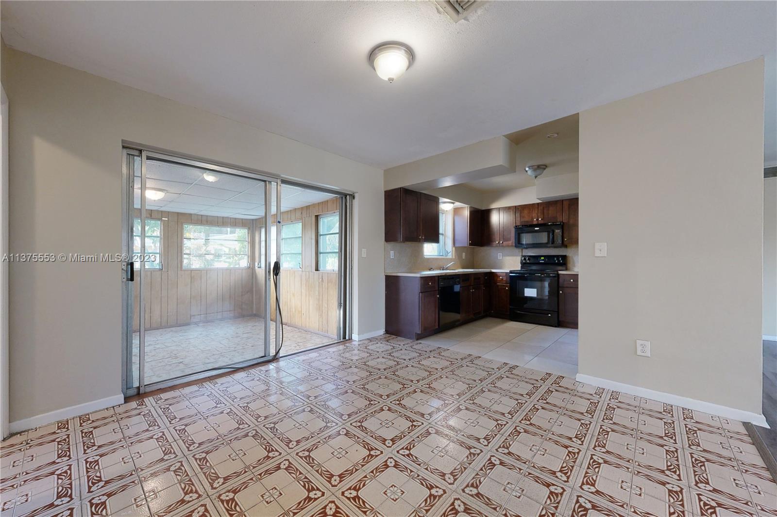 311 NW 206th Ter