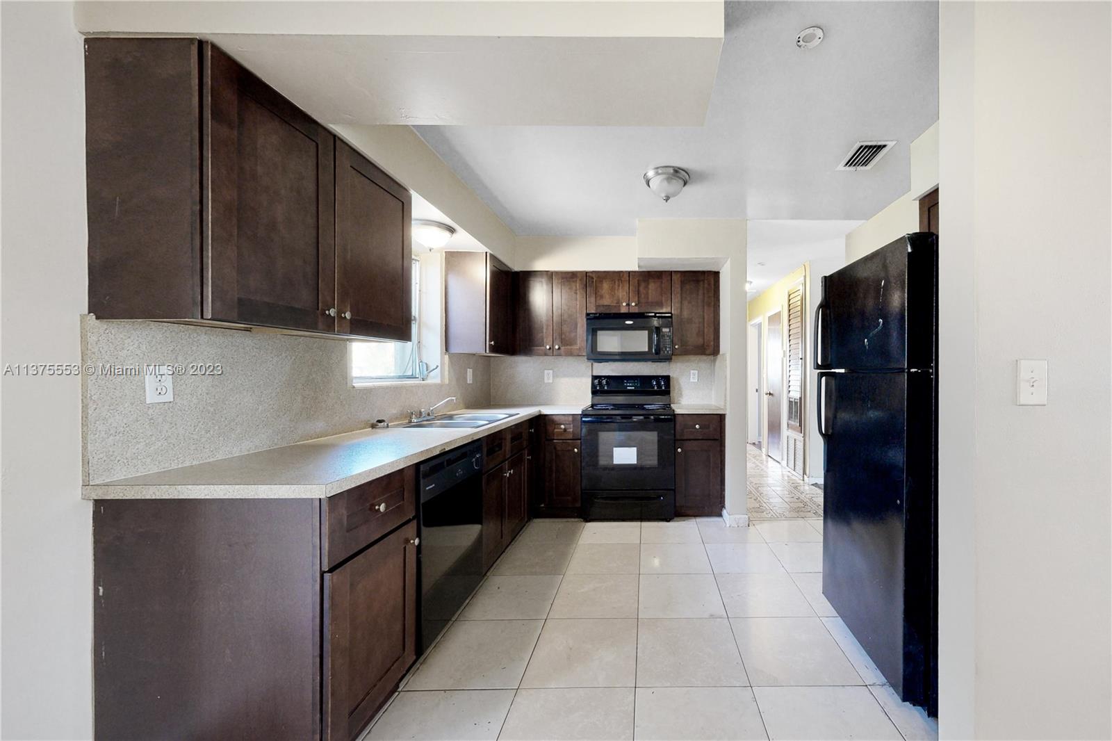 311 NW 206th Ter