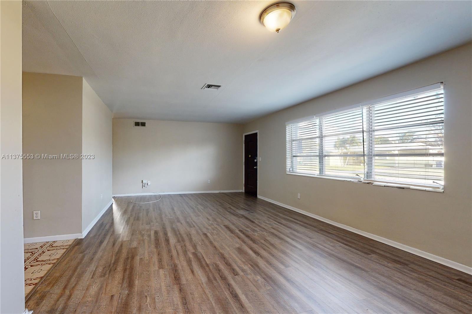 311 NW 206th Ter