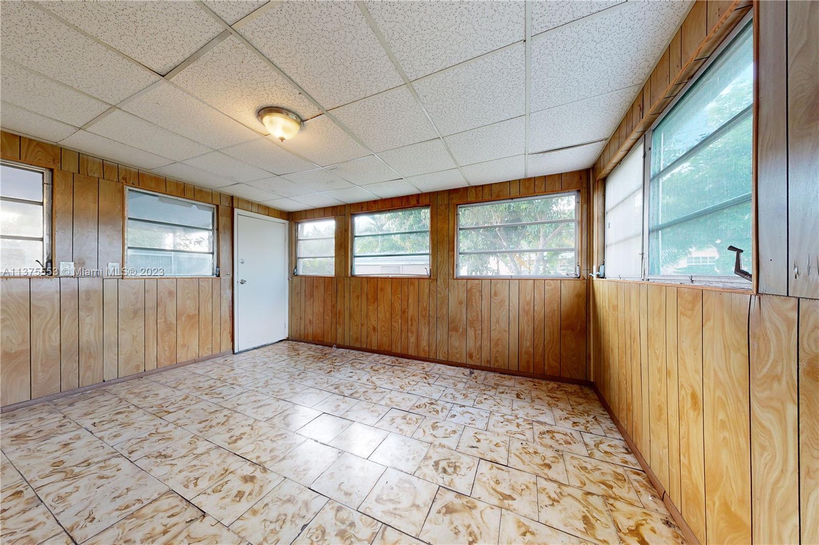 311 NW 206th Ter