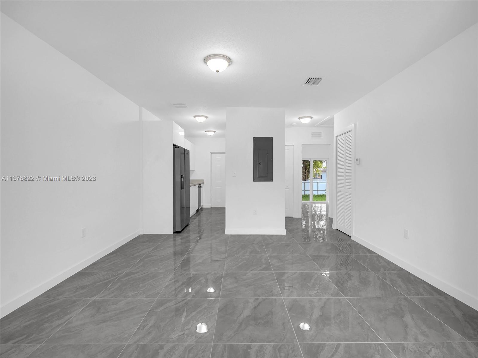 2448 NW 42nd St Unit: A&B