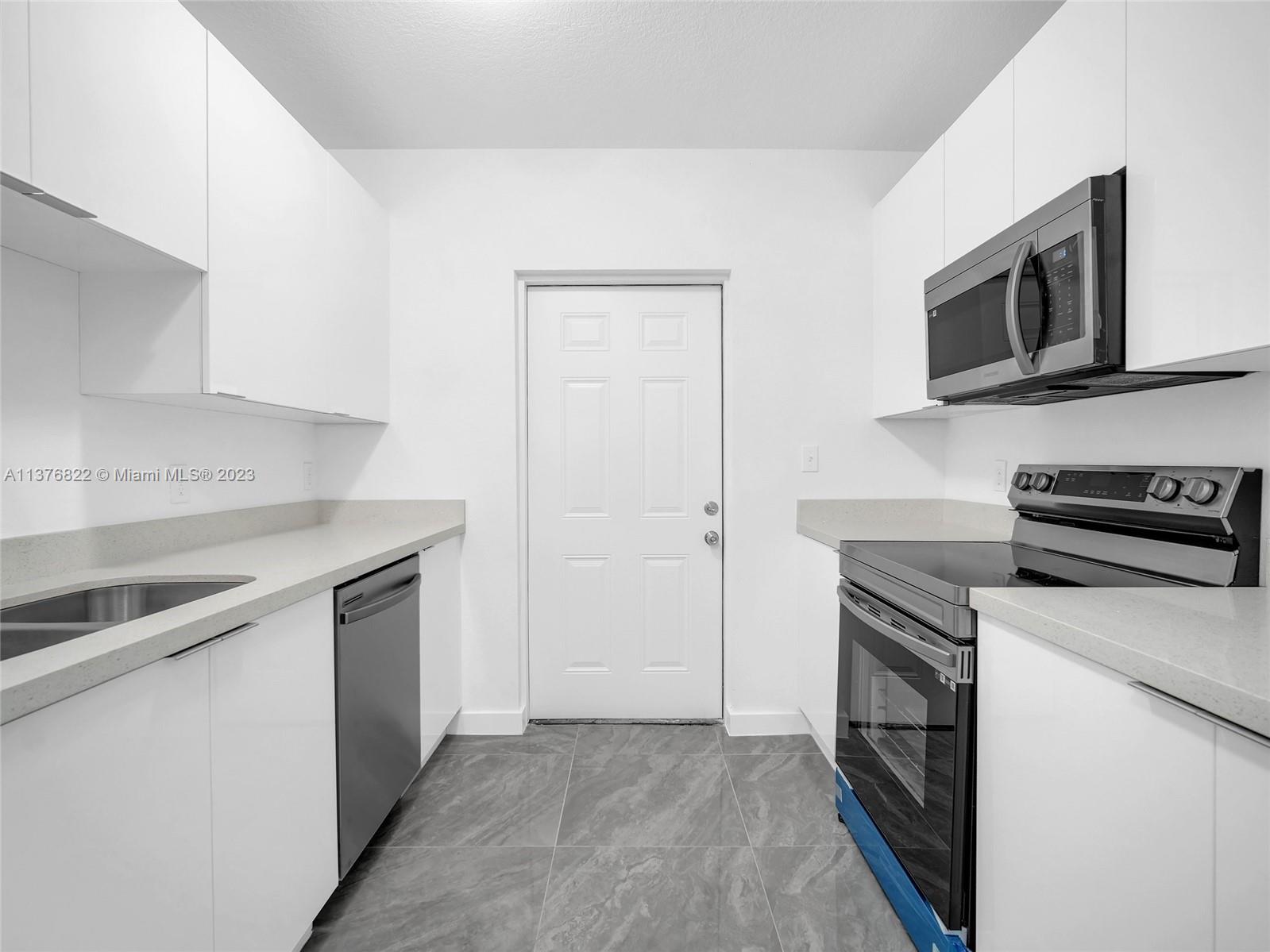 2448 NW 42nd St Unit: A&B