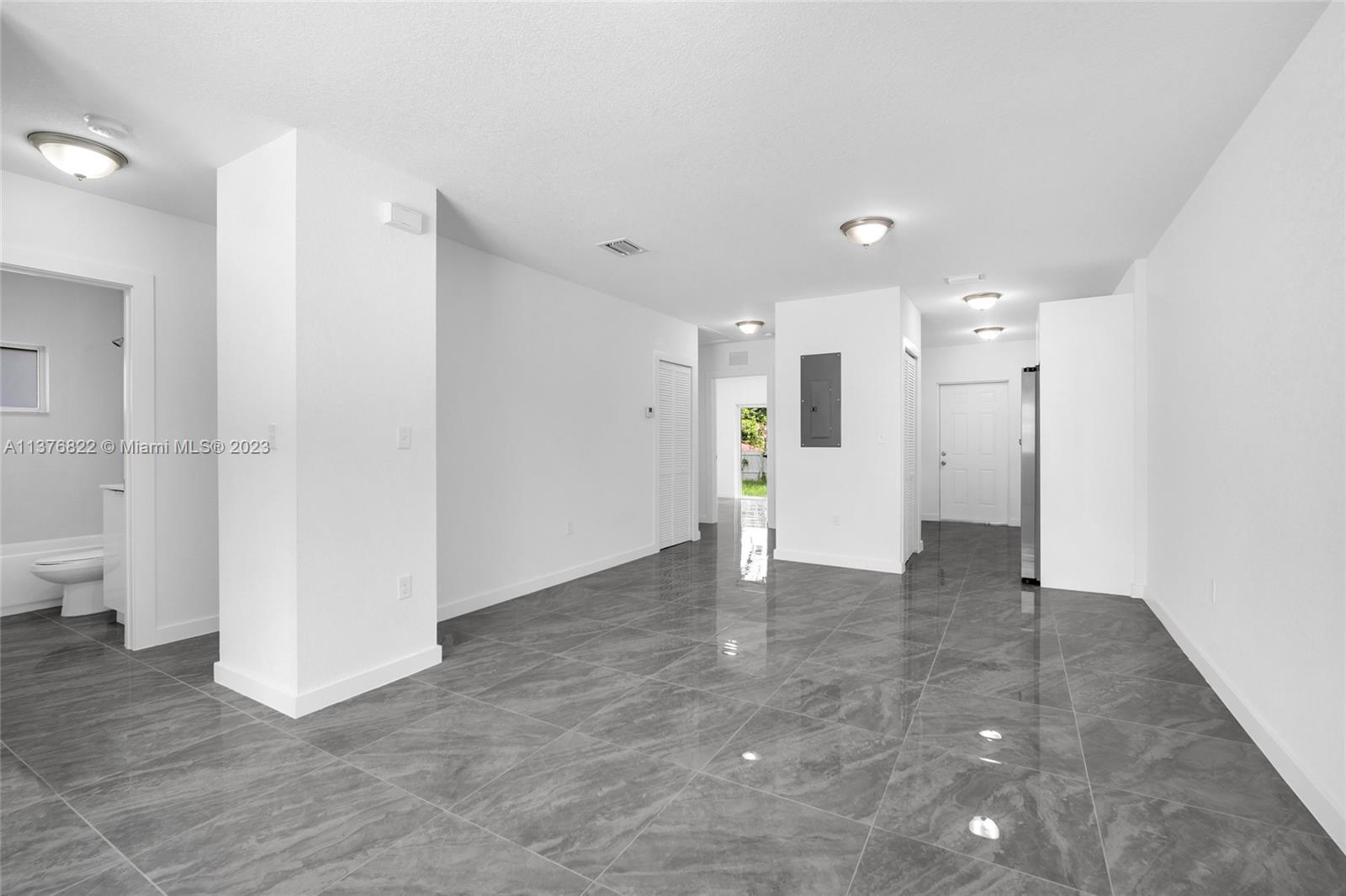 2448 NW 42nd St Unit: A&B
