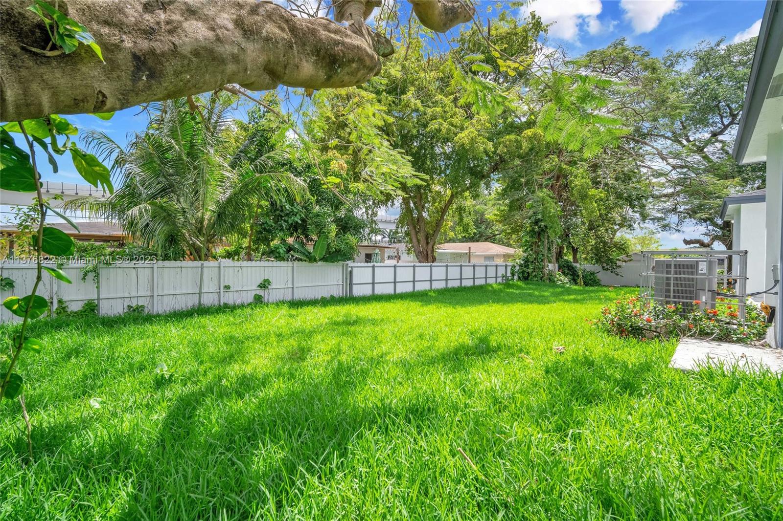 2448 NW 42nd St Unit: A&B