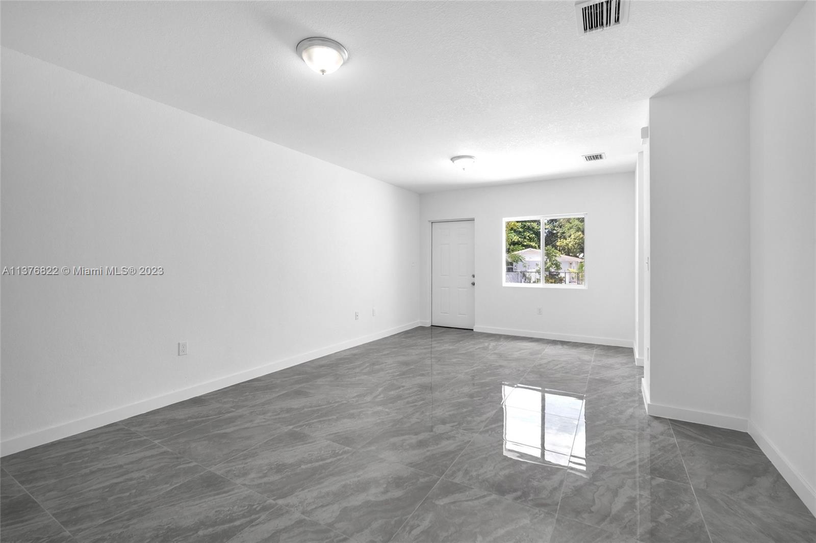 2448 NW 42nd St Unit: A&B