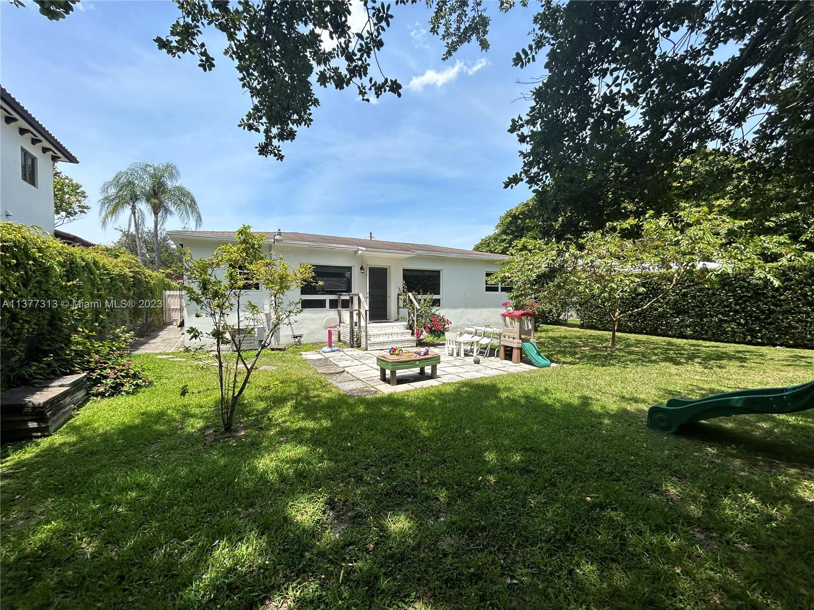 5758 SW 27th St Unit: -