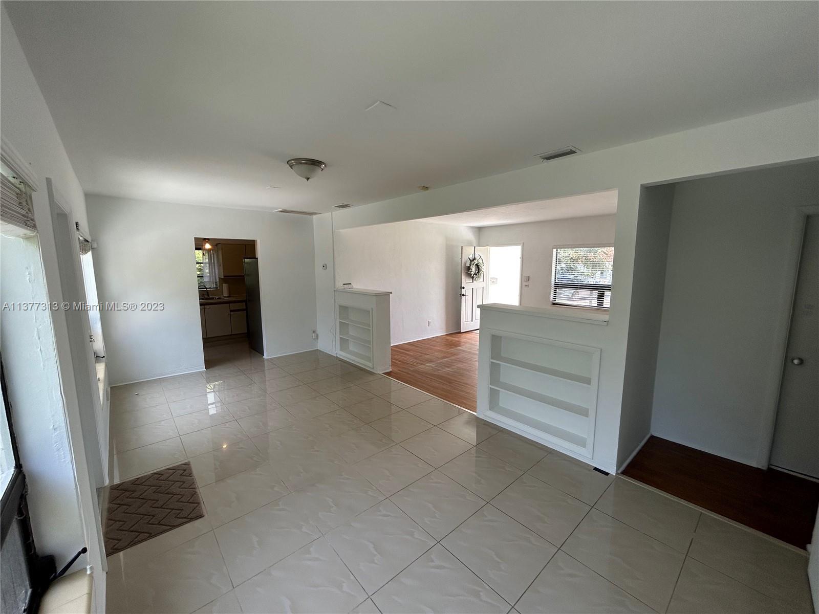 5758 SW 27th St Unit: -