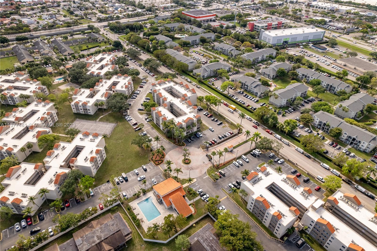 6195 NW 186th St Unit: 115
