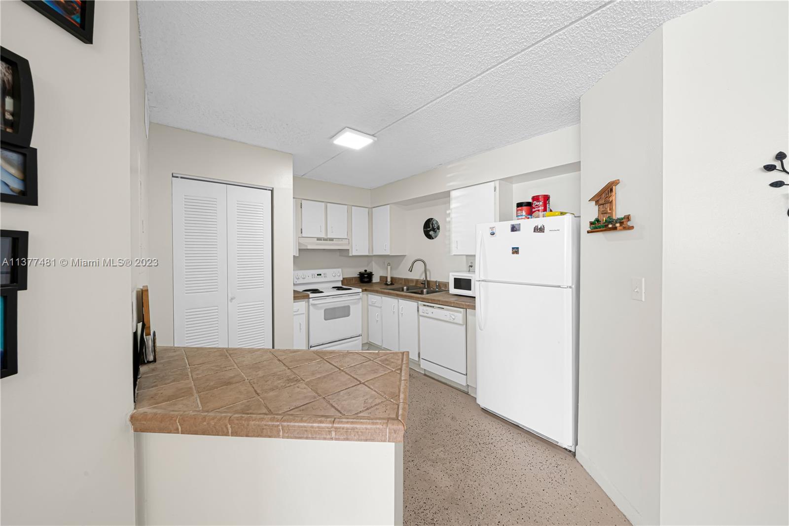 6195 NW 186th St Unit: 115