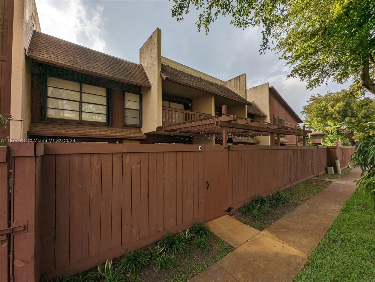 6455 SW 116th Place Unit: E