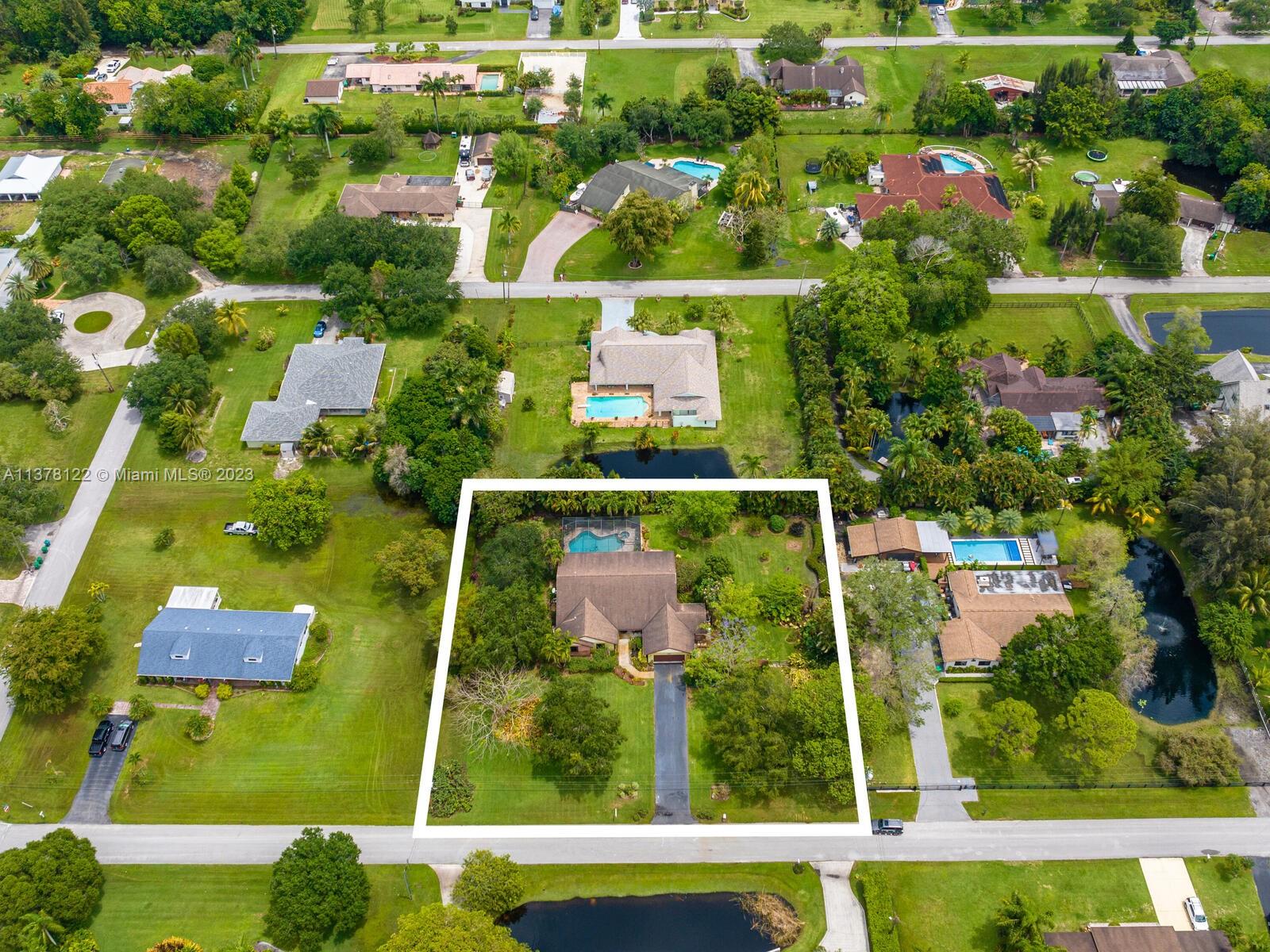 4050 SW 102nd Ave