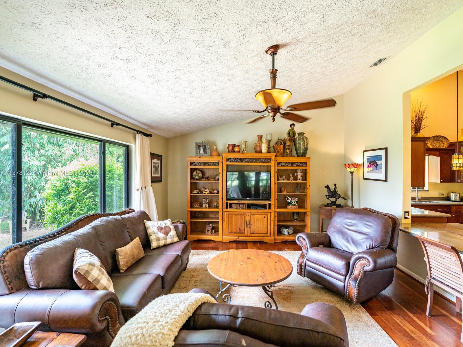 4050 SW 102nd Ave