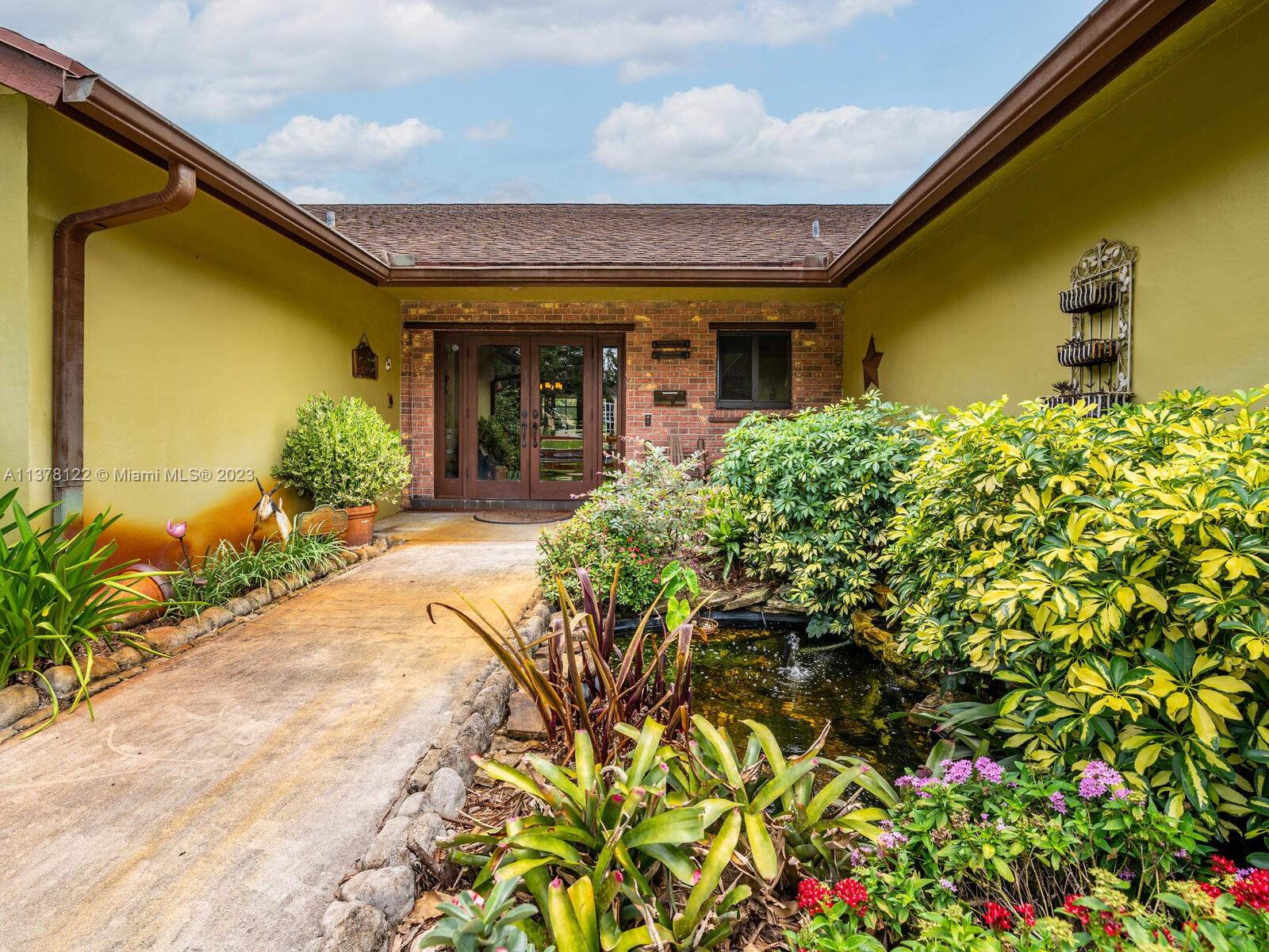 4050 SW 102nd Ave