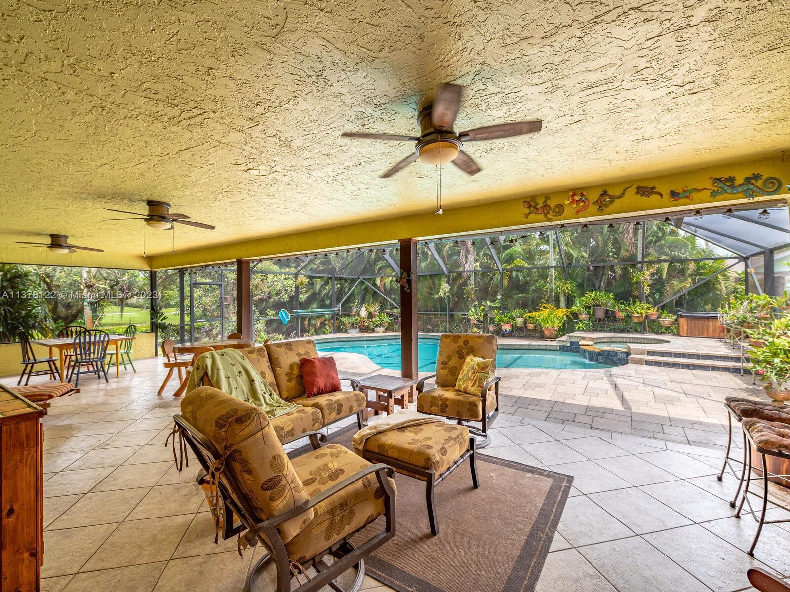 4050 SW 102nd Ave