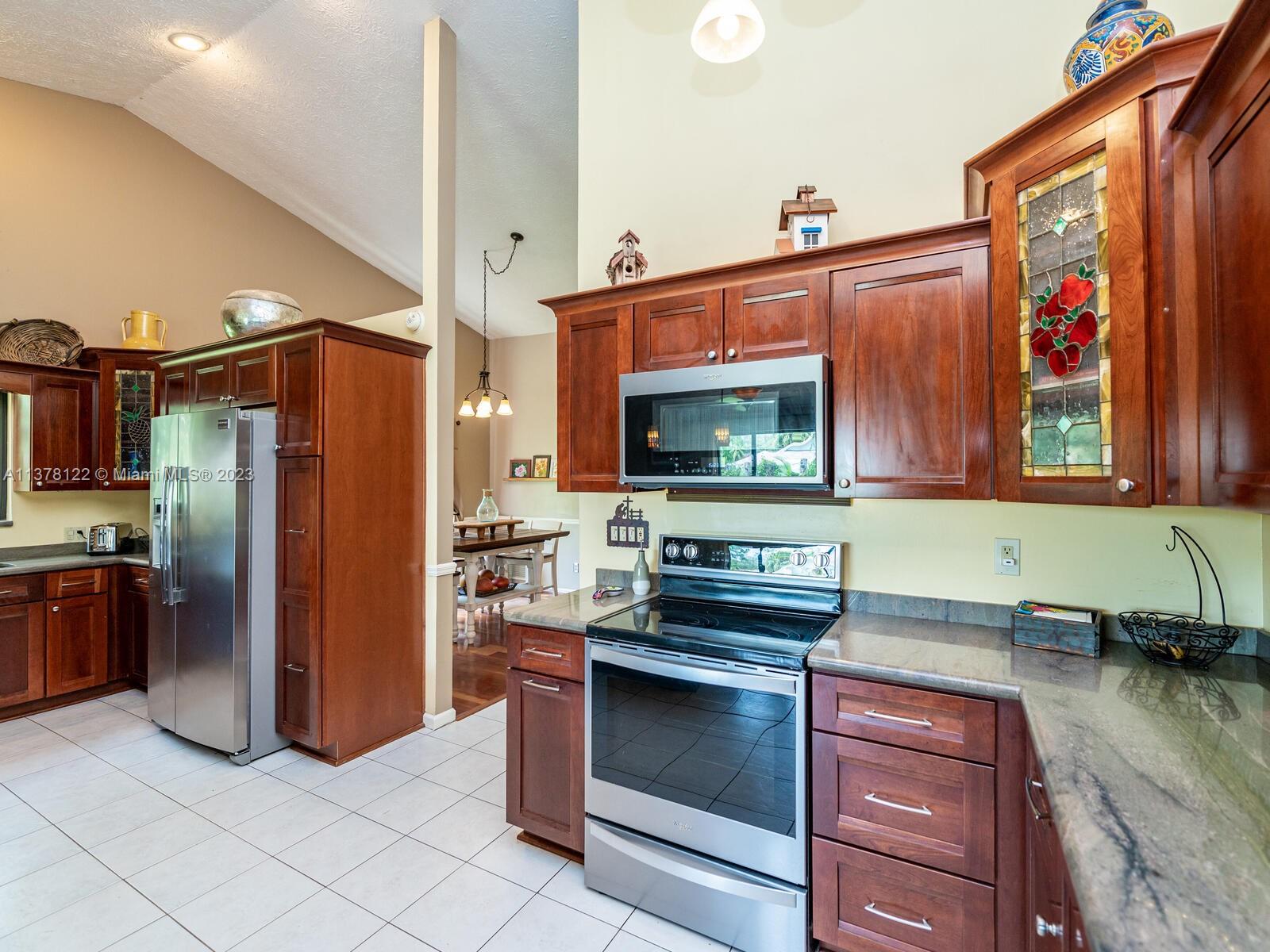 4050 SW 102nd Ave