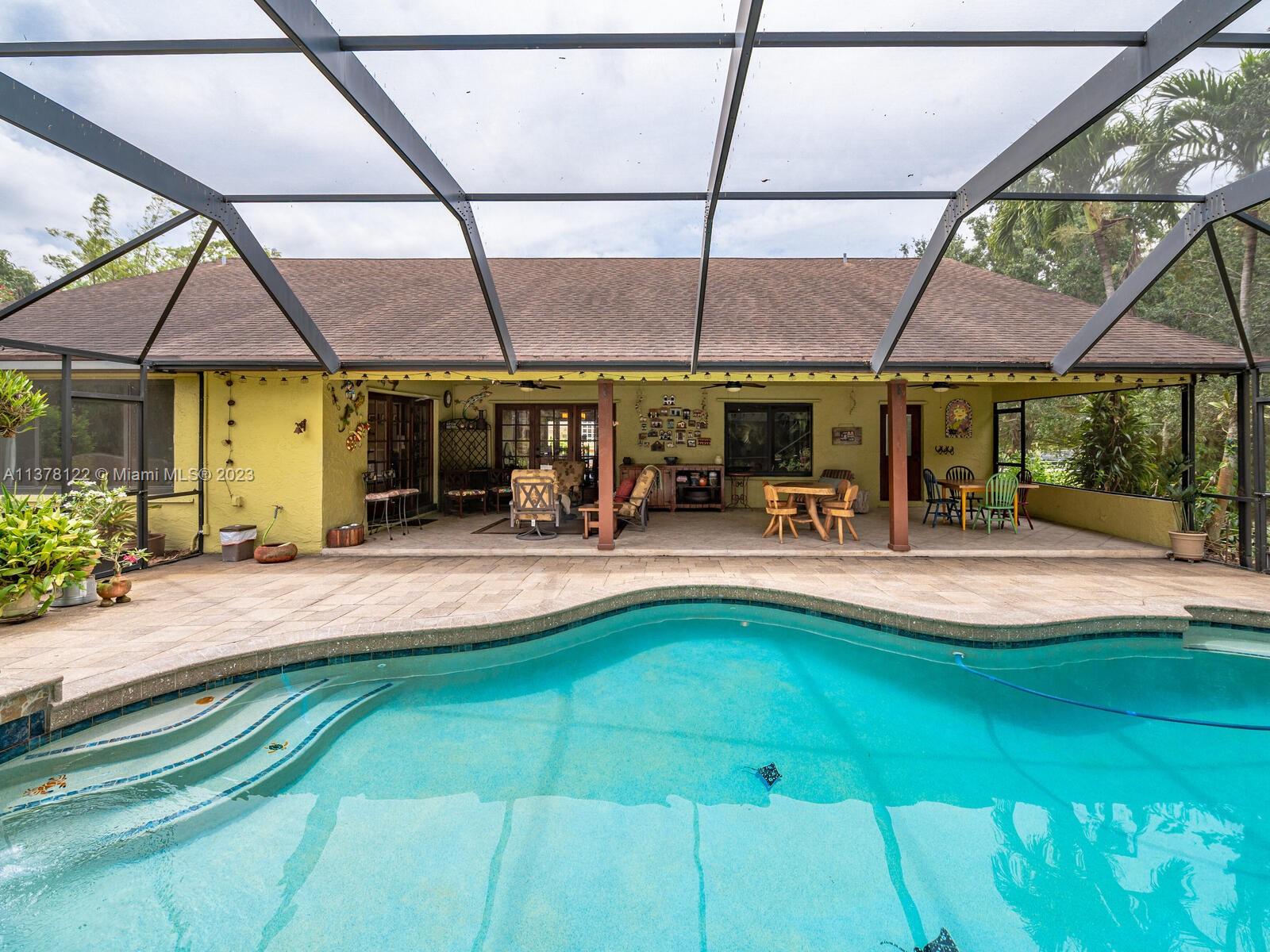 4050 SW 102nd Ave
