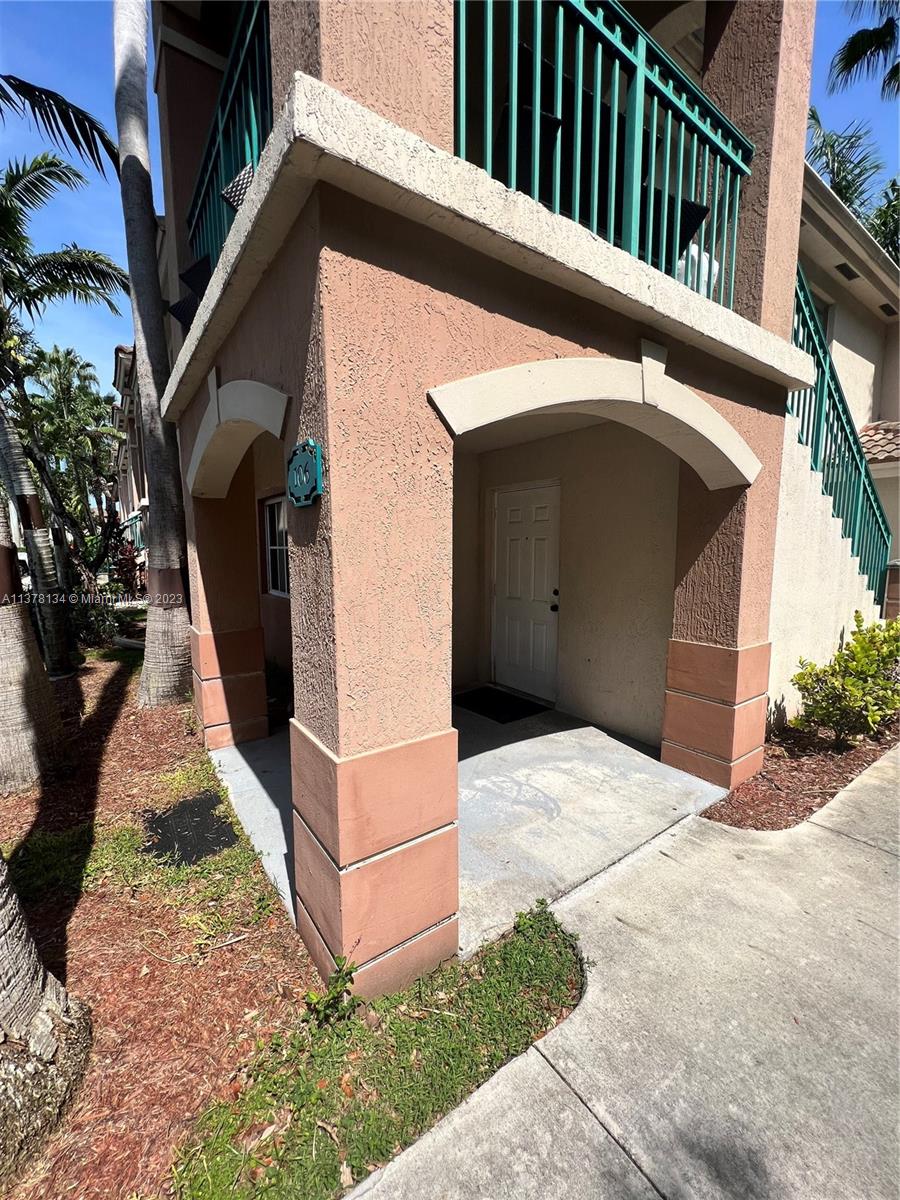 1301 SE 28th Ln Unit: 106-42