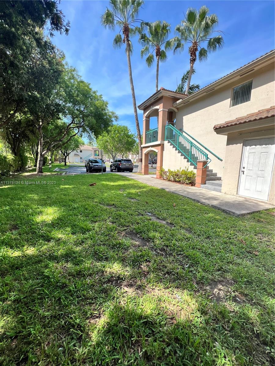 1301 SE 28th Ln Unit: 106-42