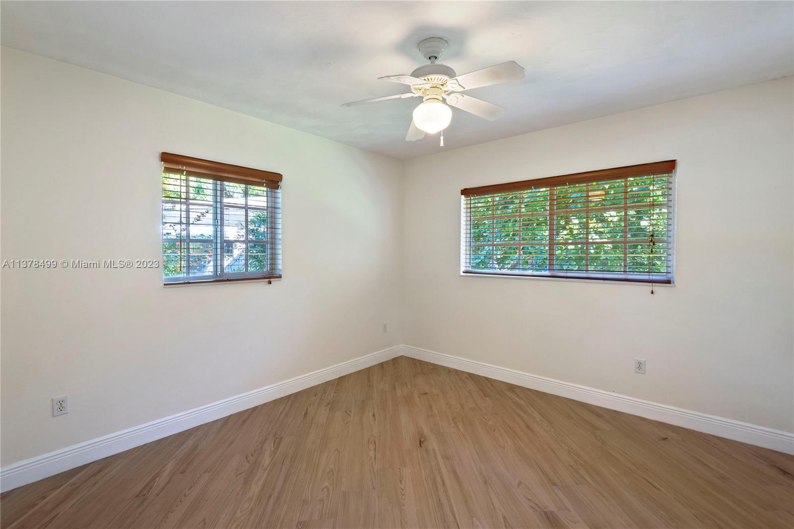 410 Castania Ave