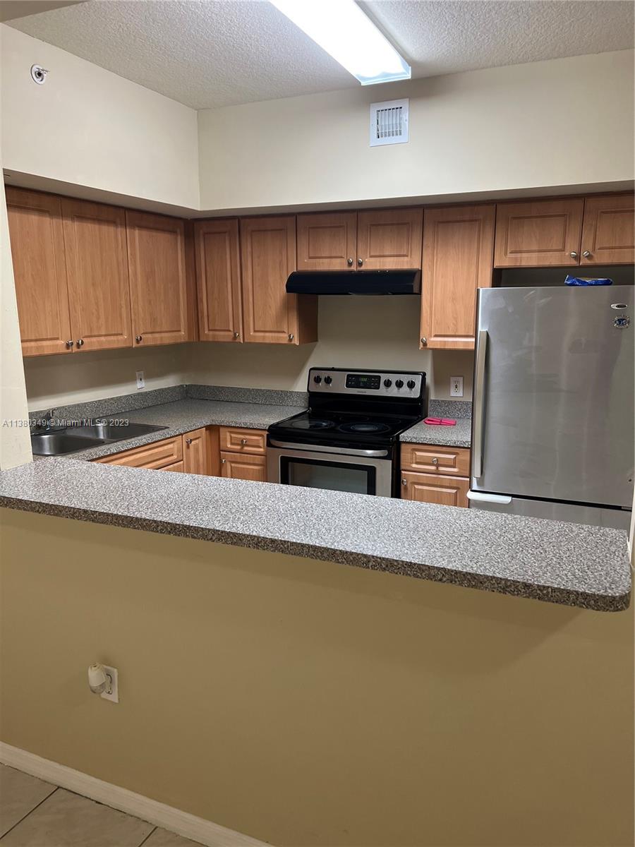 115 SW 42nd Ave Unit: 506