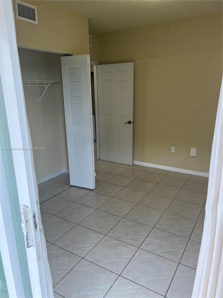 115 SW 42nd Ave Unit: 506
