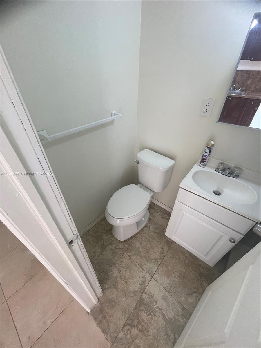 12520 W Randall Park Dr Unit: 4