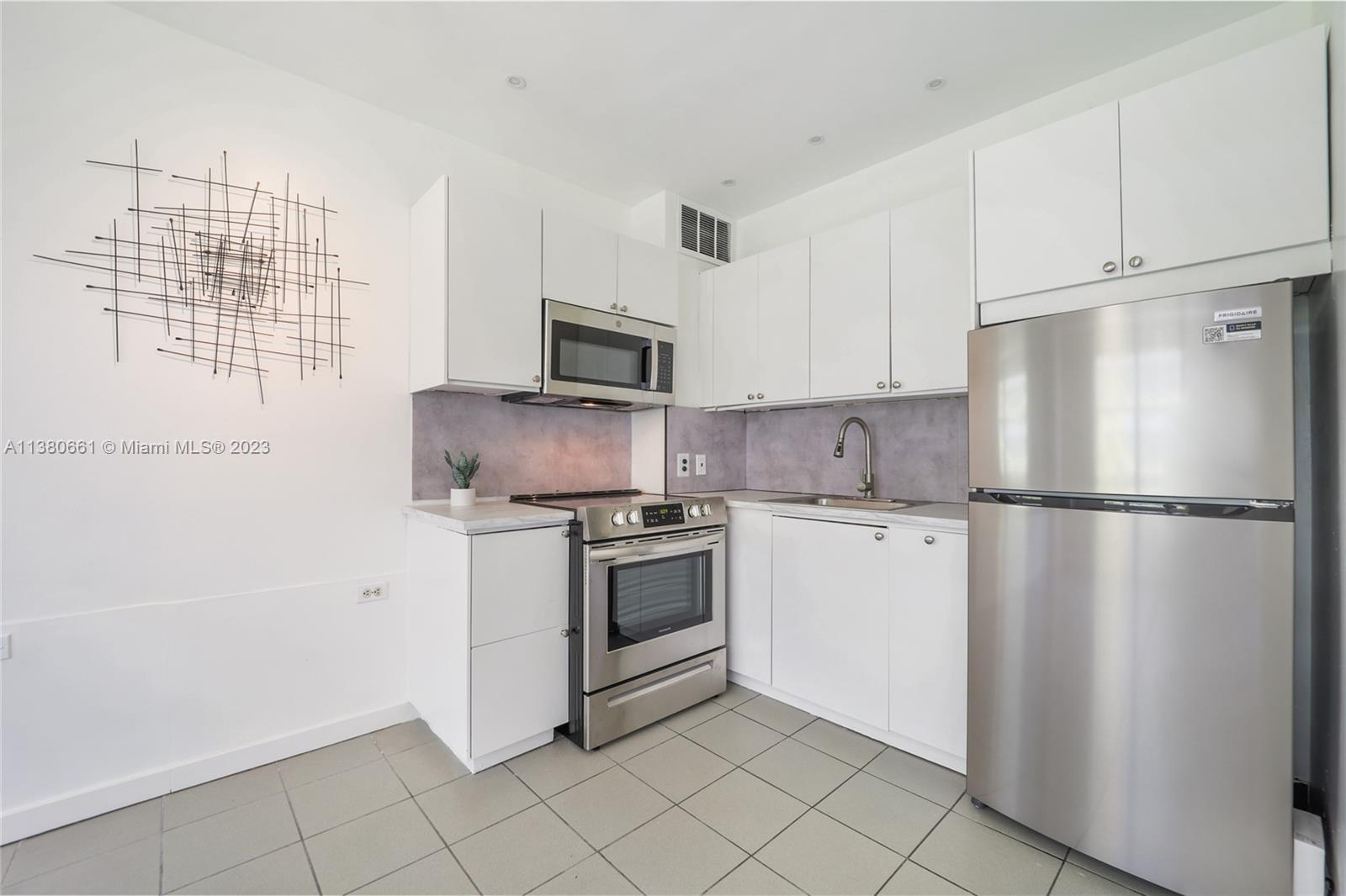 1250 West Ave # O Unit: 10-O
