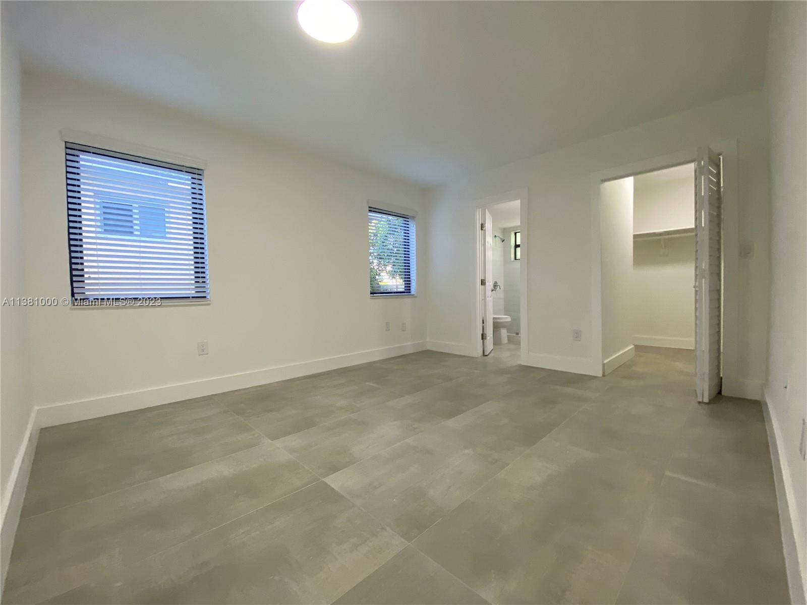 3626 SW 16th St Unit: 3626