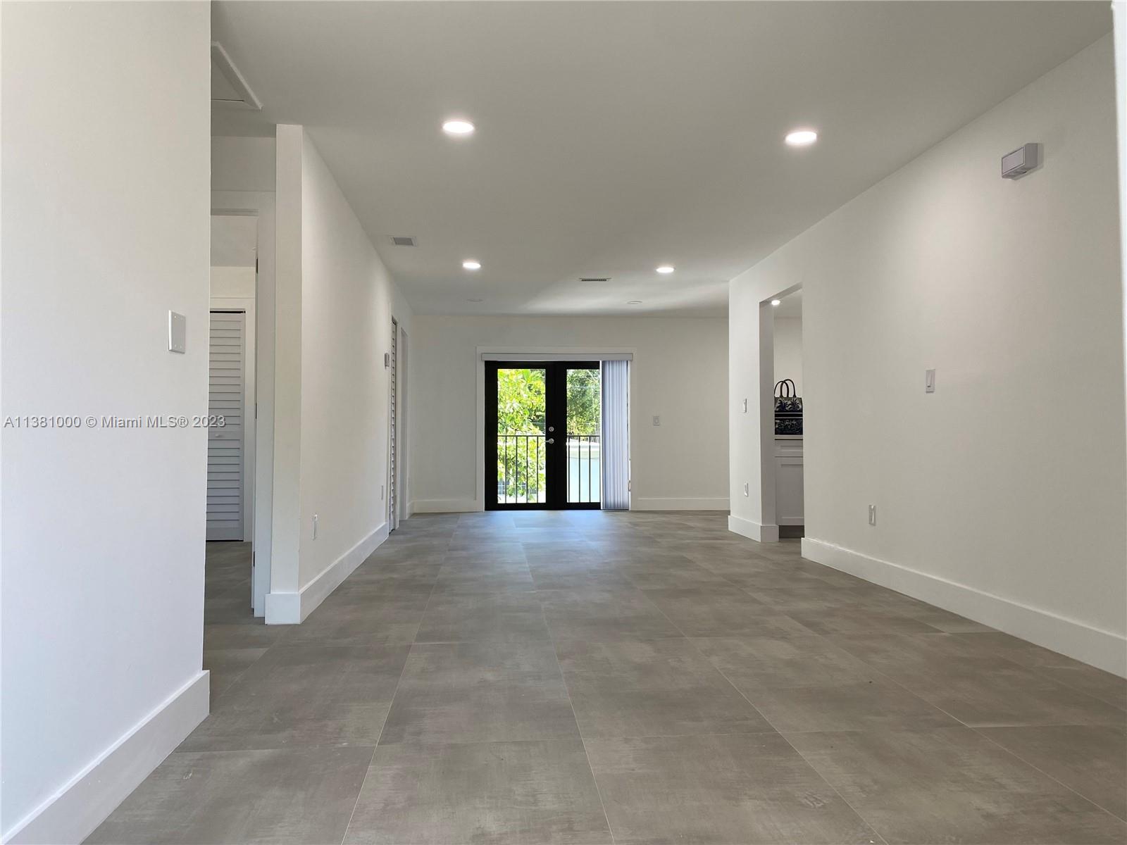 3626 SW 16th St Unit: 3626