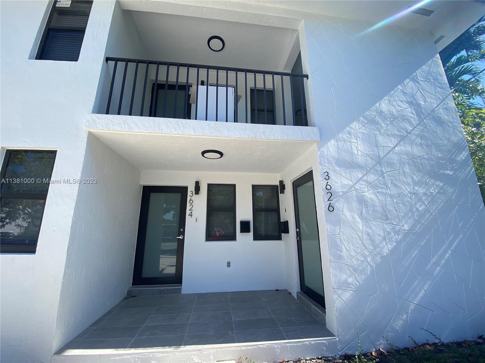 3626 SW 16th St Unit: 3626