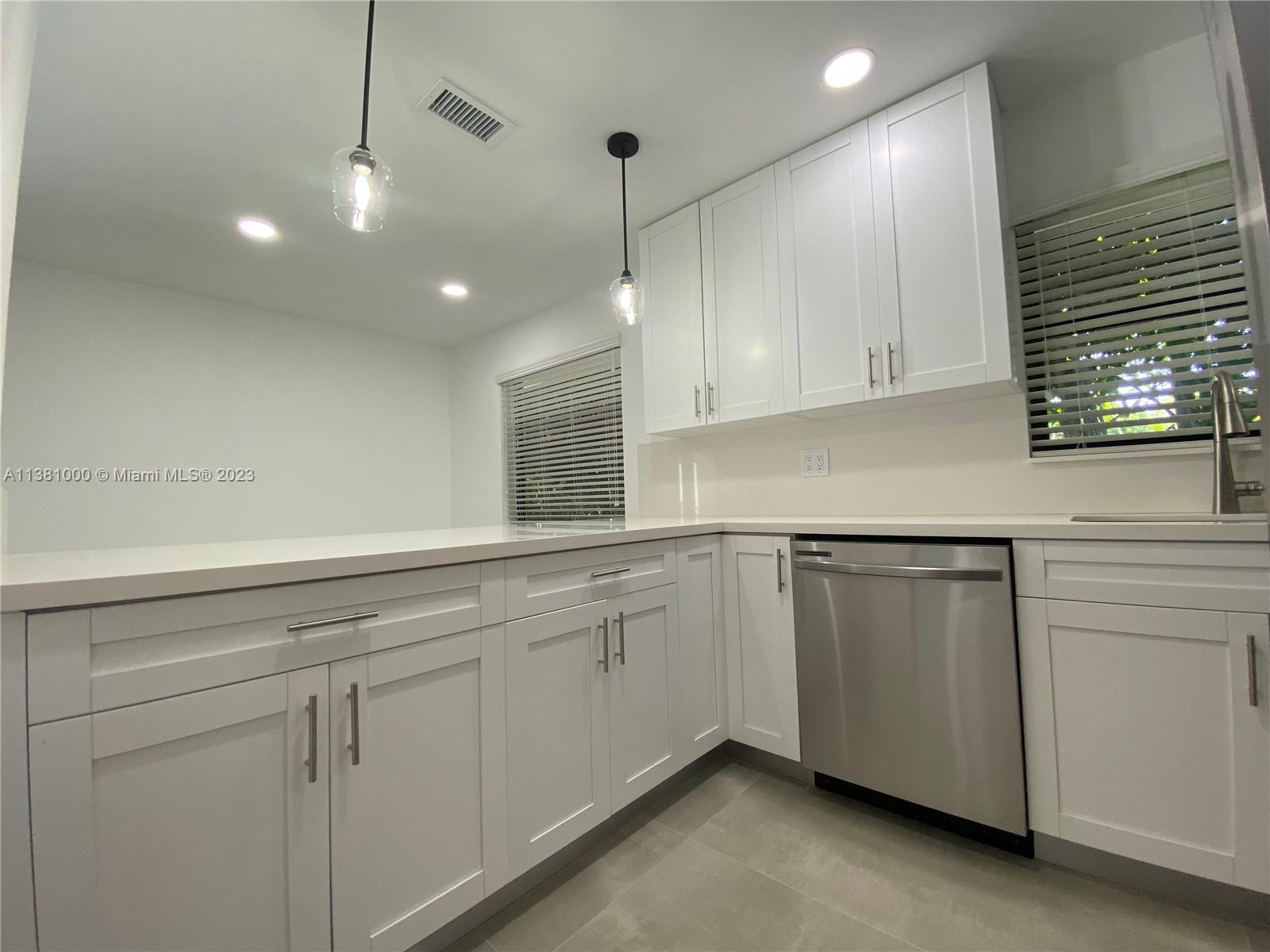 3626 SW 16th St Unit: 3626