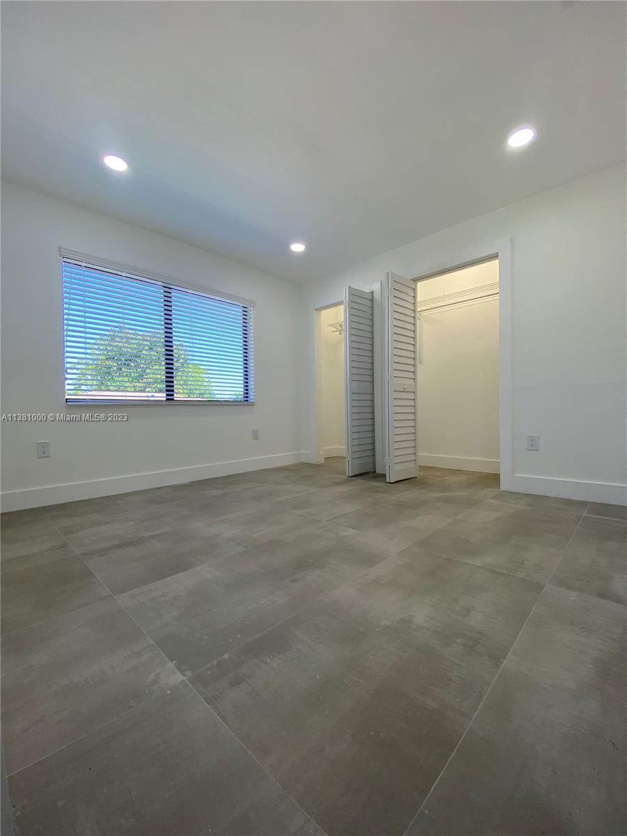 3626 SW 16th St Unit: 3626
