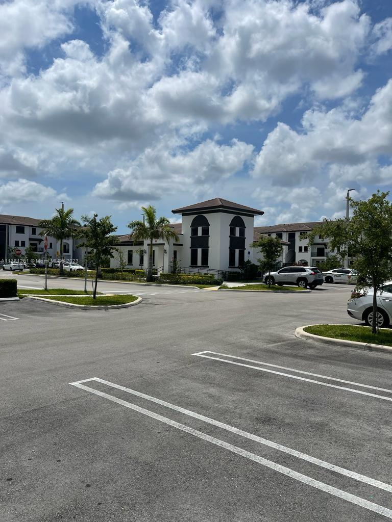 15650 SW 136th St Unit: 209