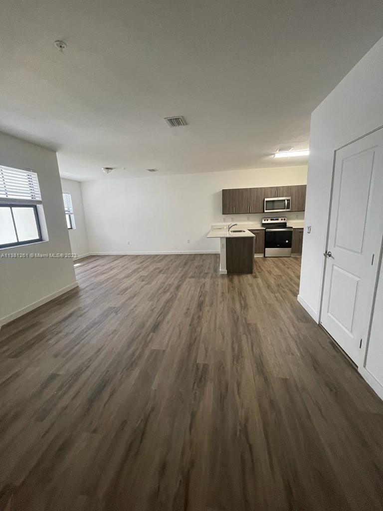 15650 SW 136th St Unit: 209
